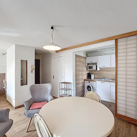 Apartment Avec Terrasse, Proche Thermes Et Centre, Animaux Acceptes, Wifi Inclus, - Fr-1-451-66 Lamalou-les-Bains