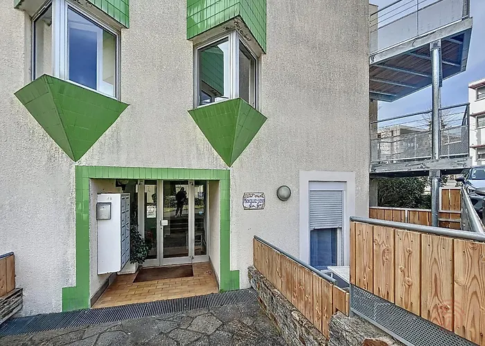 Avec Terrasse, Proche Thermes Et Centre, Animaux Acceptes, Wifi Inclus, - Fr-1-451-66