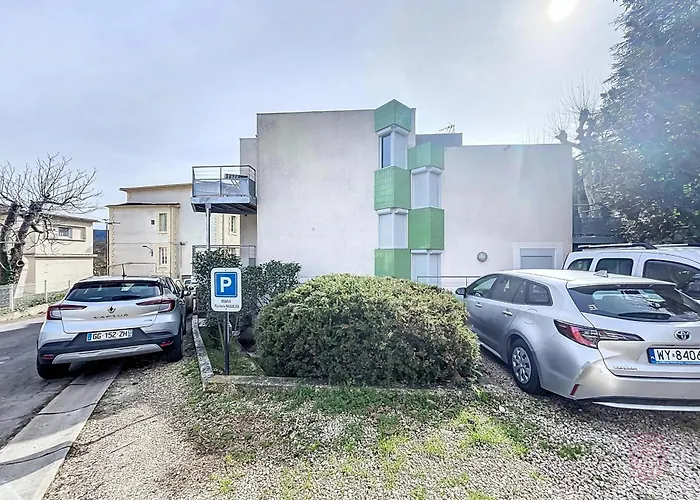Avec Terrasse, Proche Thermes Et Centre, Animaux Acceptes, Wifi Inclus, - Fr-1-451-66